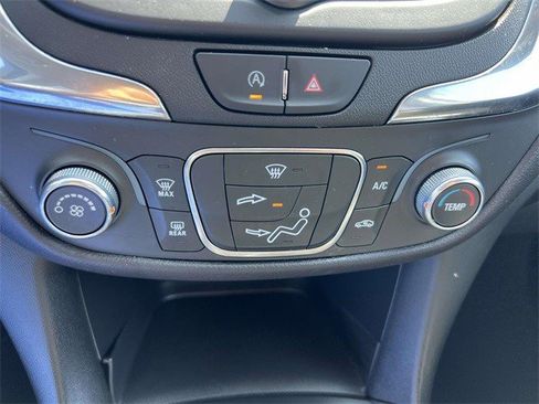 Certified 2022 Chevrolet Equinox LT image 29