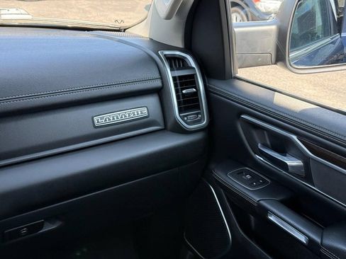 Used 2022 RAM 1500 Laramie AWD/4WD image 12