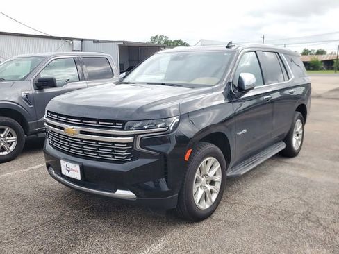 Used 2024 Chevrolet Tahoe Premier RWD image 11