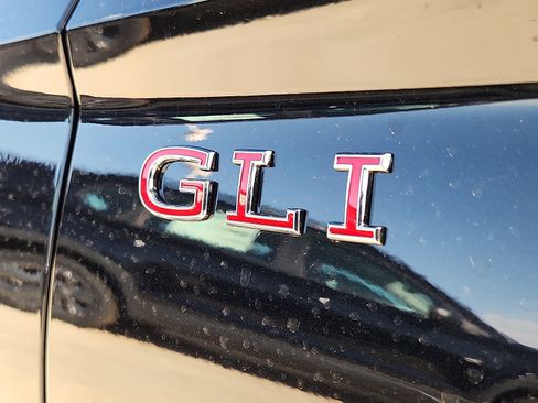 New 2026 Volkswagen Jetta GLI Autobahn FWD image 10