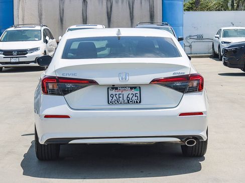 Used 2025 Honda Civic Sport image 8