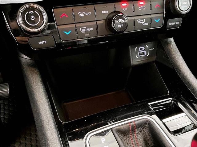 Used 2024 Jeep Compass Trailhawk AWD/4WD image 26