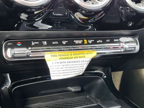 New 2025 Mercedes-Benz CLA 250 4MATIC image 25