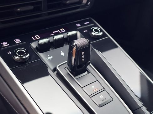 Certified 2024 Porsche 911 Carrera S RWD image 22