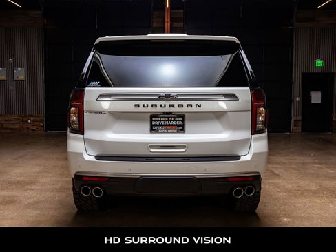 Used 2023 Chevrolet Suburban High Country image 8