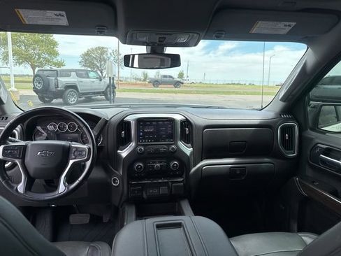 Used 2020 Chevrolet Silverado 1500 RST w/ Texas Edition AWD/4WD image 14