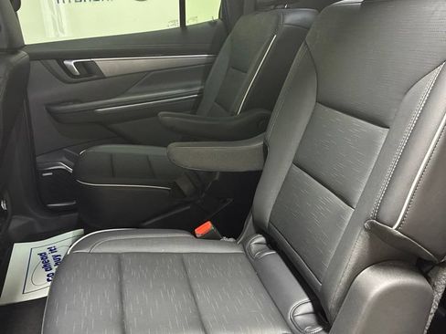 Used 2026 Buick Enclave Sport Touring FWD image 23
