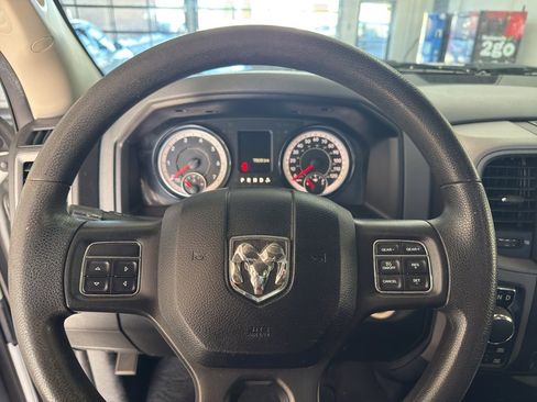 Used 2018 RAM 1500 Express image 14