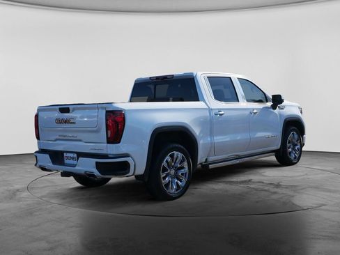 Used 2023 GMC Sierra 1500 Denali w/ Denali Reserve Package AWD/4WD image 9