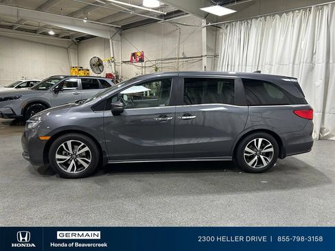 Used 2024 Honda Odyssey Touring image 5
