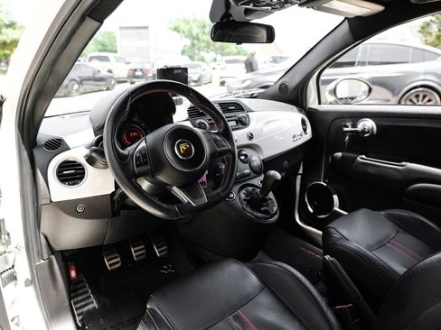 Used 2013 FIAT 500 Abarth w/ Comfort/Convenience Group FWD image 2