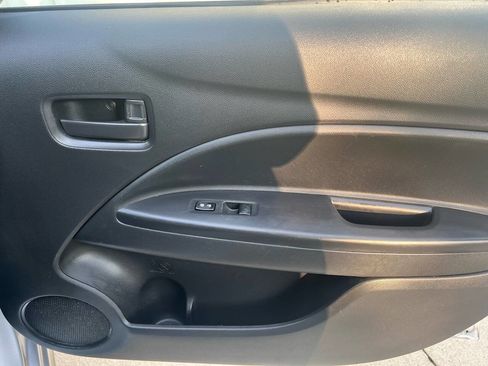 Used 2018 Mitsubishi Mirage ES image 22