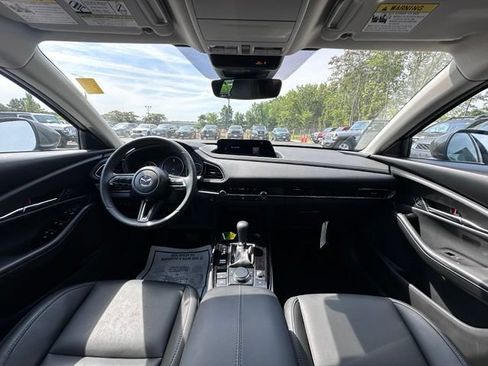 Used 2025 MAZDA CX-30 AWD 2.5 S w/ Preferred Package image 2