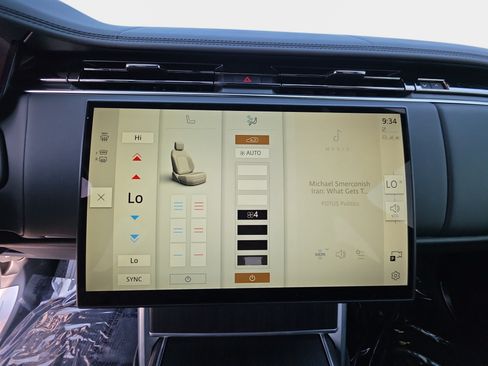 Certified 2024 Land Rover Range Rover SE AWD/4WD image 22