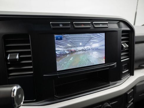 Used 2024 Ford F550 2WD Crew Cab Super Duty w/ XLT Value Package image 14