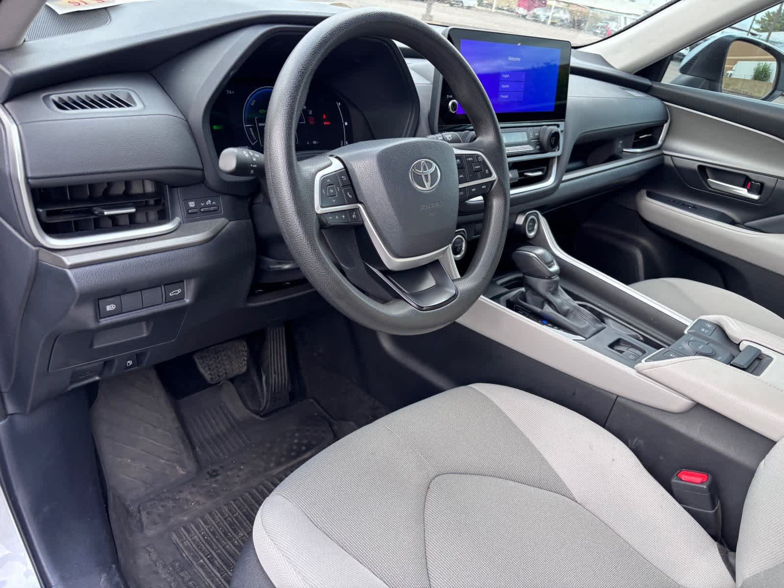 Used 2026 Toyota Grand Highlander AWD Hybrid image 13