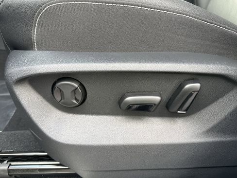 New 2026 Volkswagen Atlas SE image 13