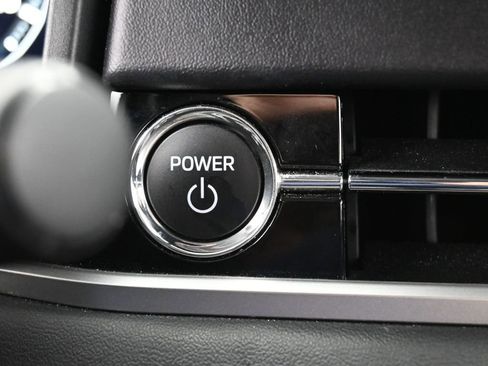 Used 2023 Mitsubishi Outlander SEL image 38