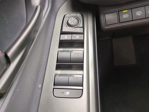 New 2026 Toyota C-HR AWD/4WD image 22