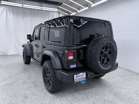 Used 2023 Jeep Wrangler Unlimited w/ Sun & Screen Package AWD/4WD image 4