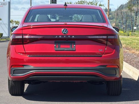 New 2026 Volkswagen Jetta SE FWD image 4