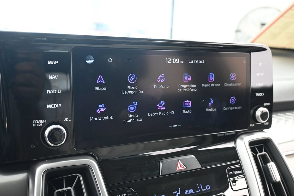 Used 2023 Kia Sorento S w/ Panoramic Sunroof Package FWD image 21