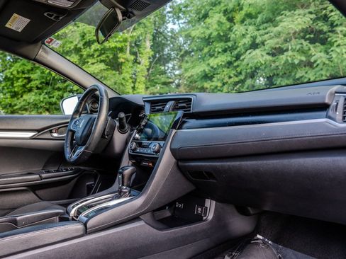 Used 2019 Honda Civic Sport image 30