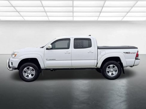 Used 2014 Toyota Tacoma 4x4 Double Cab w/ TRD Sport Package image 12