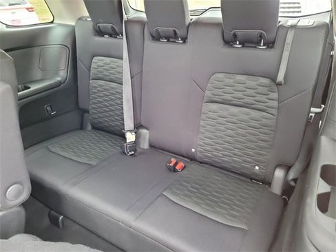 Used 2022 Nissan Pathfinder SV w/ SV Premium Package image 20