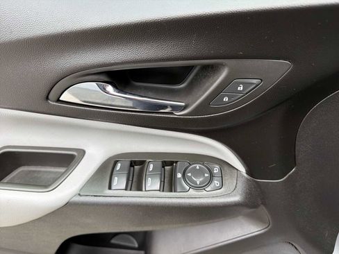 Certified 2024 Chevrolet Equinox LS w/ LS Convenience Package AWD/4WD image 22