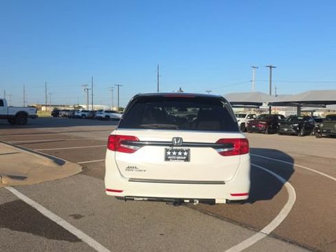Used 2024 Honda Odyssey EX image 7