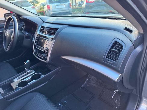 Used 2018 Nissan Altima 2.5 SV FWD image 5