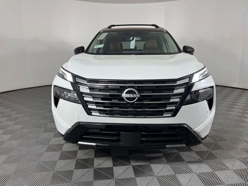 New 2026 Nissan Rogue Platinum image 4