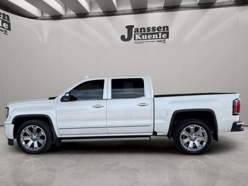 Used 2018 GMC Sierra 1500 Denali w/ Denali Ultimate Package AWD/4WD image 1