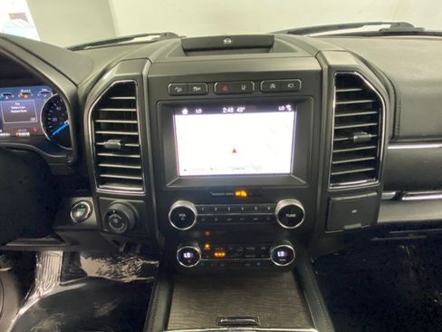 Used 2019 Ford Expedition Max Limited w/ Special Edition Package AWD/4WD image 28