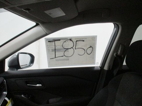 New 2026 Nissan Rogue SV w/ Cold Weather Package image 15