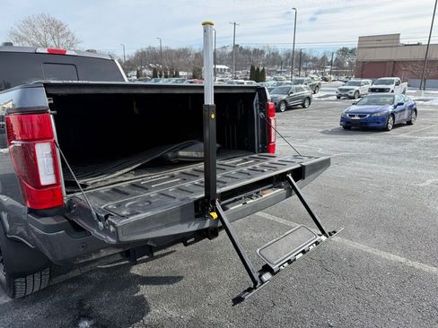 Used 2022 Ford F250 Lariat w/ Black Appearance Package image 32