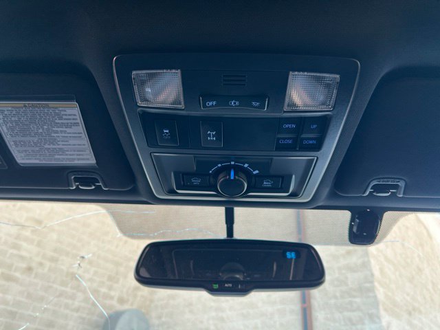 Used 2016 Toyota Tacoma TRD Off-Road w/ Premium & Technology Package AWD/4WD image 27