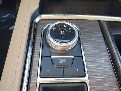 Certified 2023 Ford Expedition Limited image 34