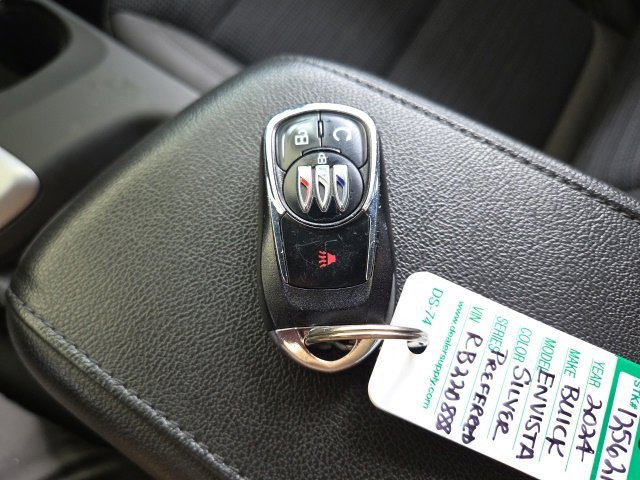 Used 2024 Buick Envista Preferred w/ Convenience I Package FWD image 9