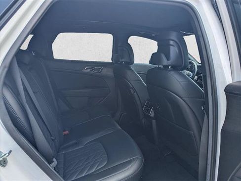 Used 2023 Kia Sportage X-Pro AWD/4WD image 14