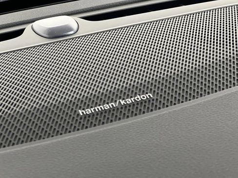 Certified 2024 Volvo V60 B5 Cross Country Ultimate image 14