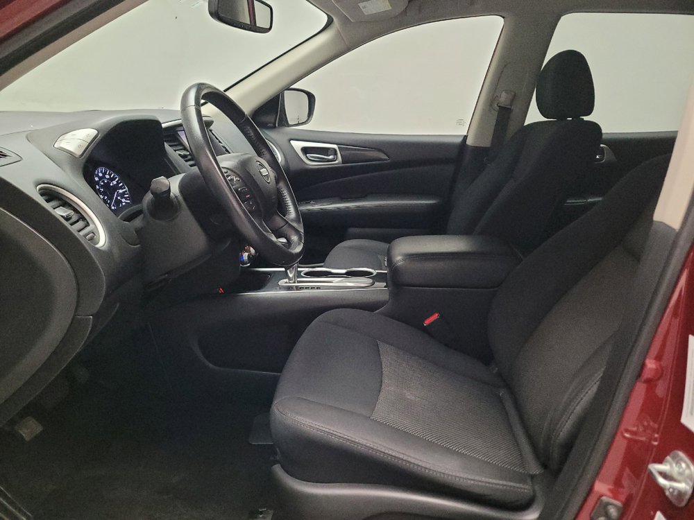 Used 2020 Nissan Pathfinder SV FWD image 17