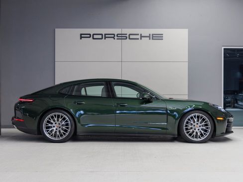 Certified 2026 Porsche Panamera RWD image 8