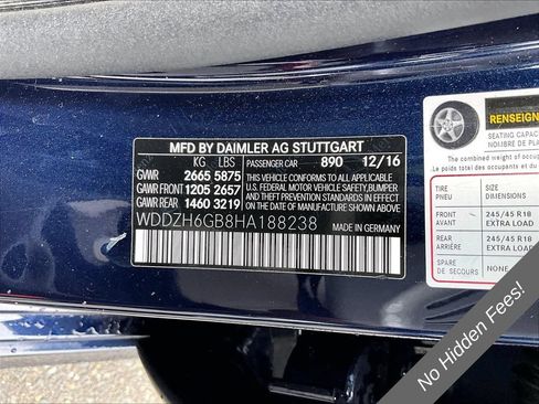 Used 2017 Mercedes-Benz E 400 4MATIC Wagon image 30