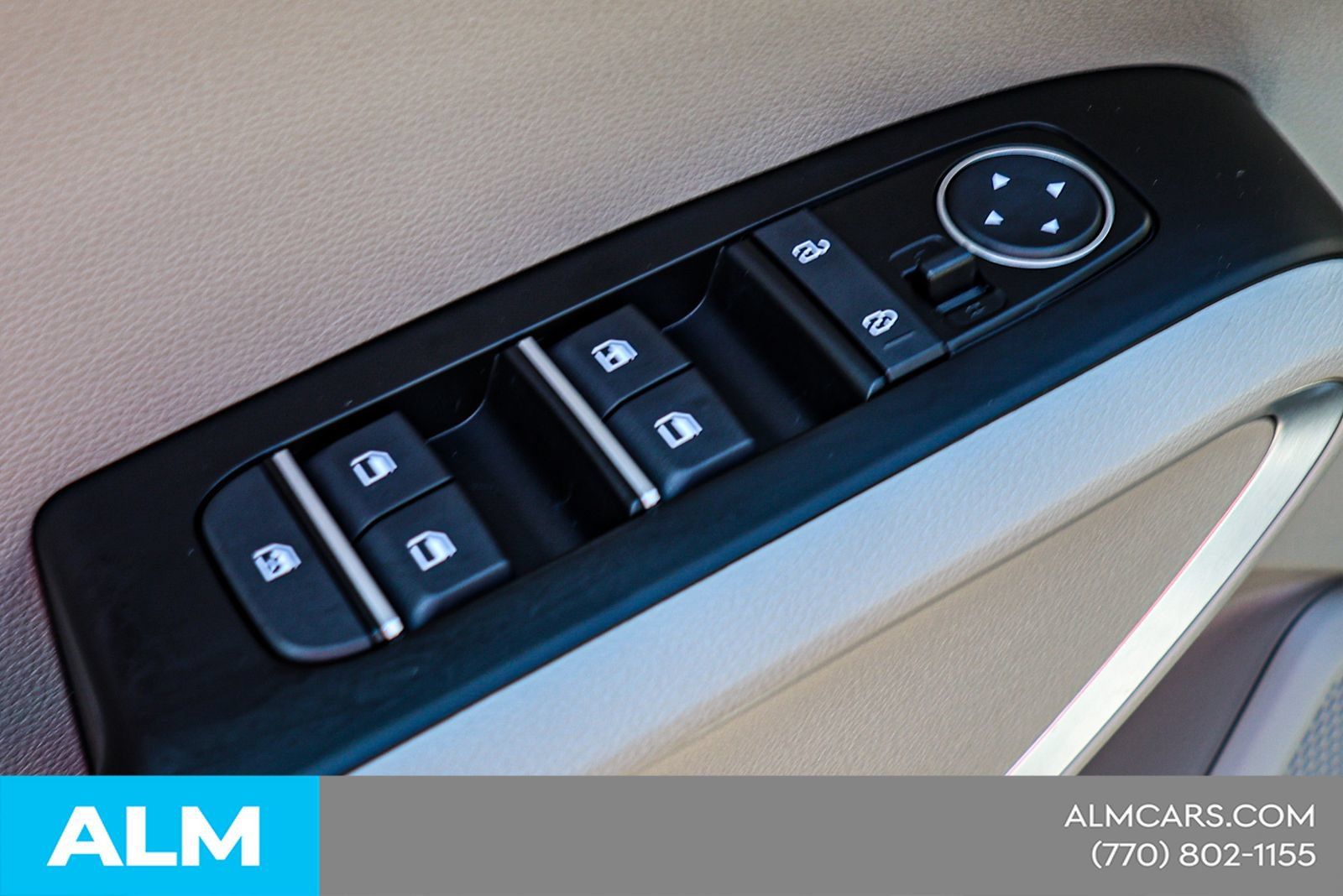 Used 2025 Kia Soul LX w/ LX Technology Package FWD image 36