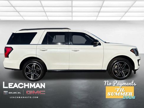 Used 2021 Ford Expedition Limited image 2