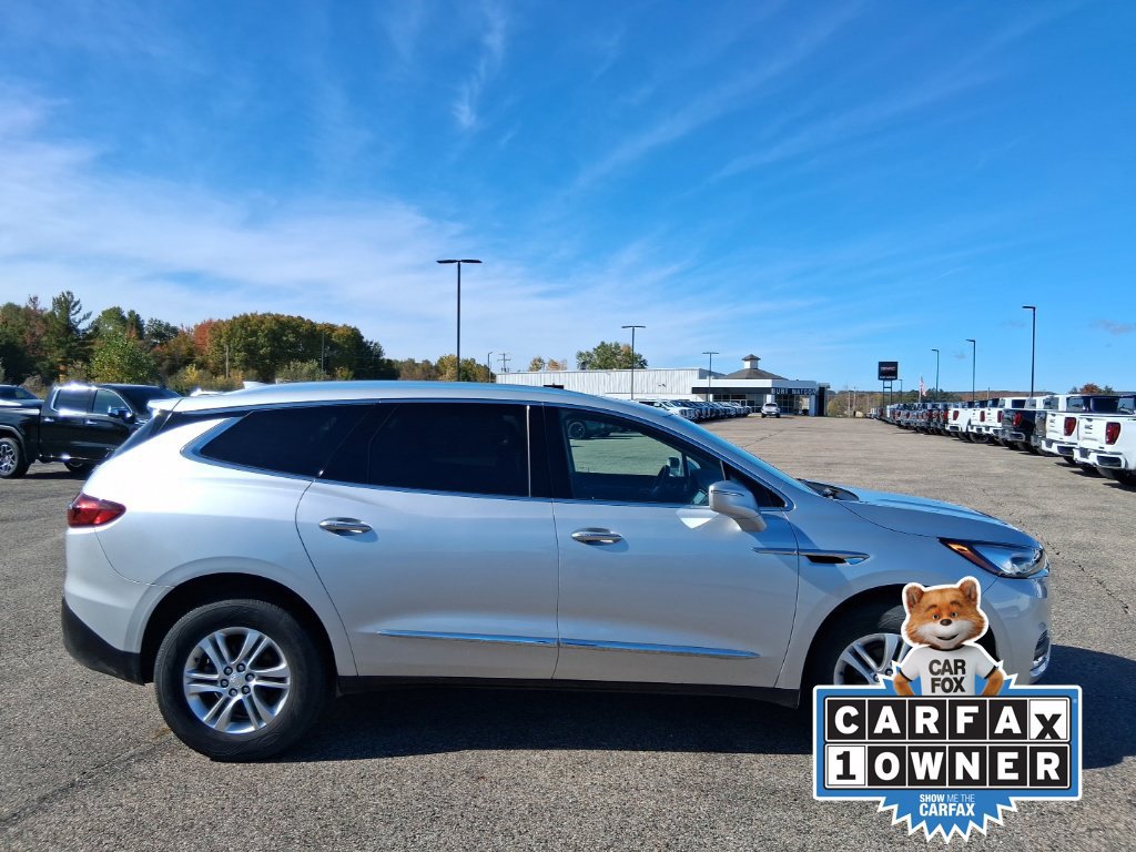 Used 2020 Buick Enclave Essence w/ Sound and Sites Package AWD/4WD image 8