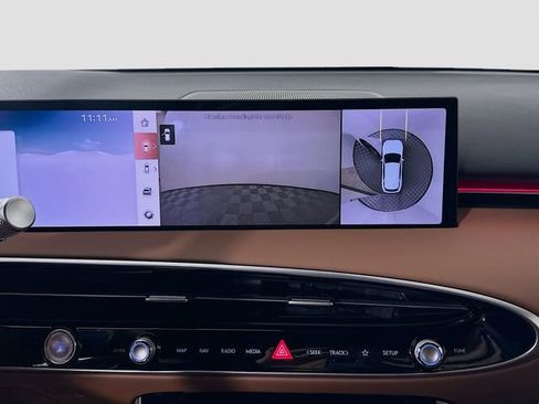 New 2026 Genesis GV70 2.5T Advanced image 13