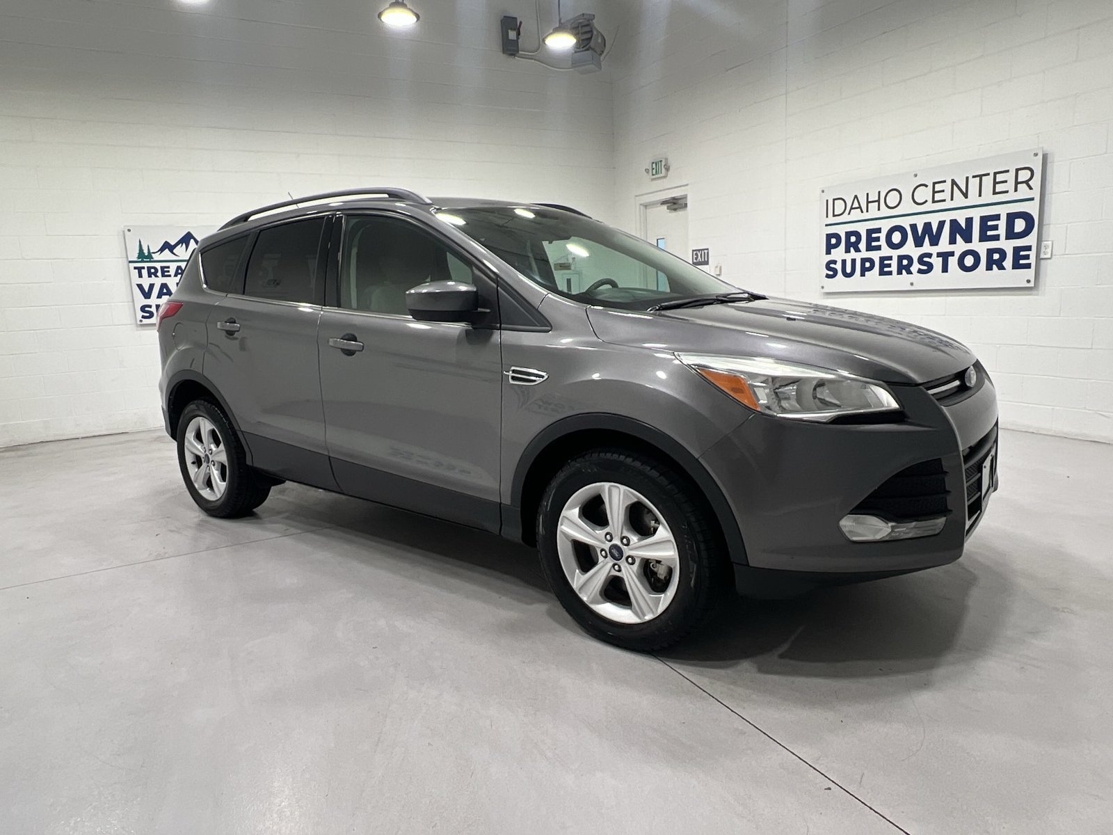 Used 2014 Ford Escape SE w/ Equipment Group 201A AWD/4WD image 2